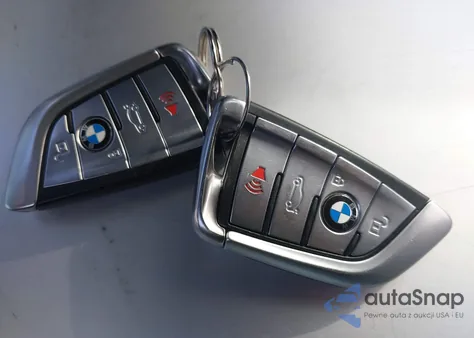 2019 BMW 740I z USA, uszkodzony, nr VIN WBA7E2C55KB454039